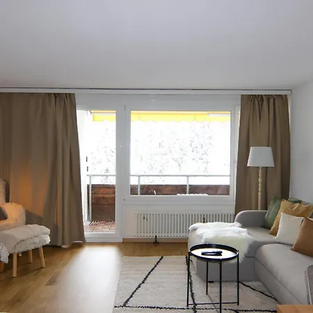 Rothornblick 50 By アパート