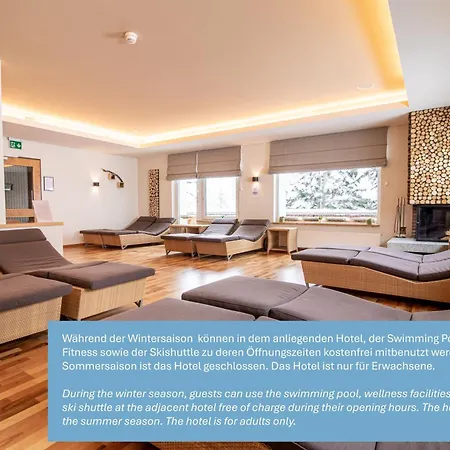 Rothornblick 50 By アパート *